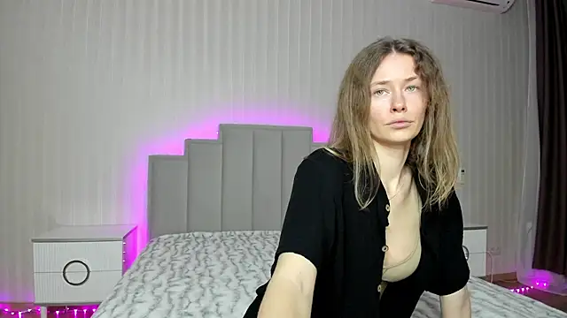 Snapshot of ooksiiii chatting on 3, 2, 2025 ooksiiii online show from 3, 2, 2025