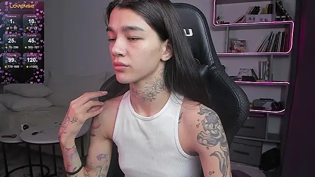 Snapshot of vinkitinkii chatting on 26, 1, 2025 vinkitinkii online show from 26, 1, 2025