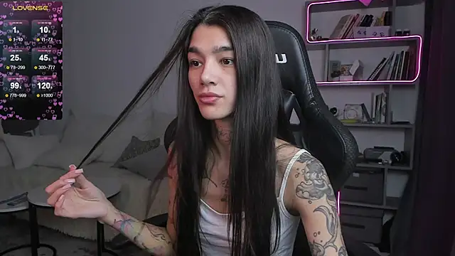 Snapshot of vinkitinkii chatting on 11, 2, 2025 vinkitinkii online show from 11, 2, 2025