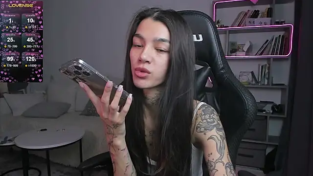 Snapshot of vinkitinkii chatting on 12, 2, 2025 vinkitinkii online show from 12, 2, 2025