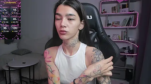 Snapshot of vinkitinkii chatting on 1, 3, 2025 vinkitinkii online show from 1, 3, 2025