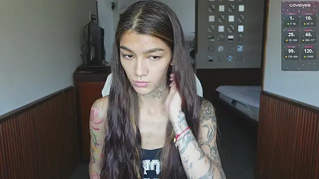 Snapshot of vinkitinkii chatting on 7, 2, 2026 vinkitinkii online show from 7, 2, 2026