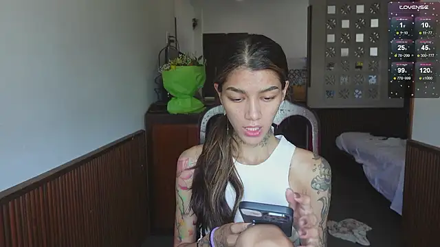 Snapshot of vinkitinkii chatting on 21, 2, 2026 vinkitinkii online show from 21, 2, 2026