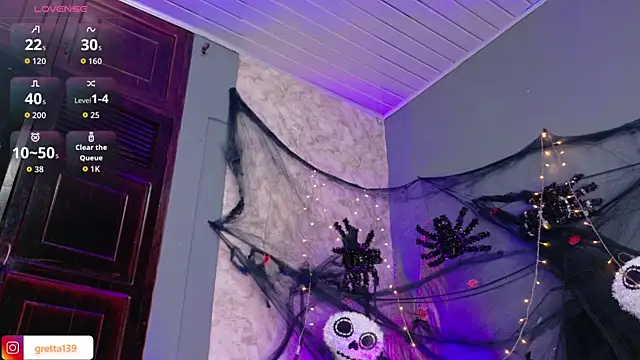 Snapshot of _Gretta chatting on 25, 10, 2025 Gretta online show from 25, 10, 2025