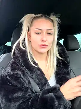 petrouchkaaa  online show from 2, 12, 2024