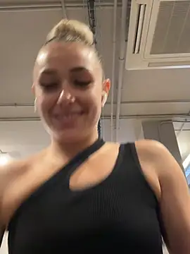 petrouchkaaa  online show from 24, 2, 2025