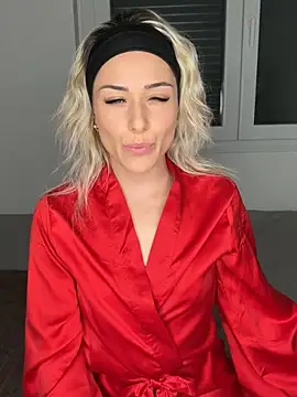 petrouchkaaa  online show from 2, 3, 2025