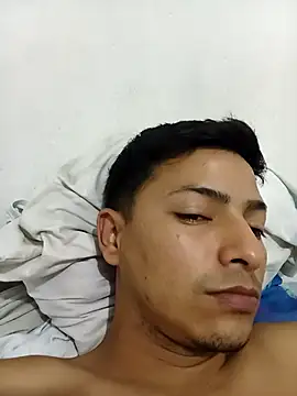 Snapshot of fierypleasure chatting on 27, 4, 2026 fierypleasure online show from 27, 4, 2026