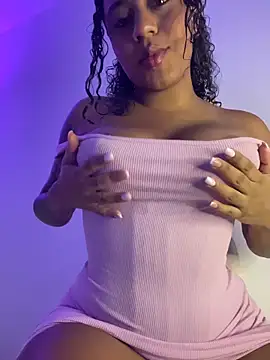 charlotteeruss online show from 2, 12, 2025