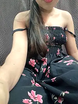 Snapshot of Roshni_98 chatting on 12, 3, 2025 Roshni 98 online show from 12, 3, 2025