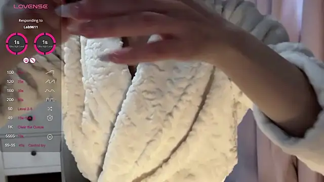 A-xena online show from 6, 2, 2025