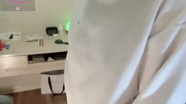 A-xena online show from 5, 12, 2025