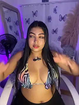 NatashaBrown12 online show from 16, 4, 2026