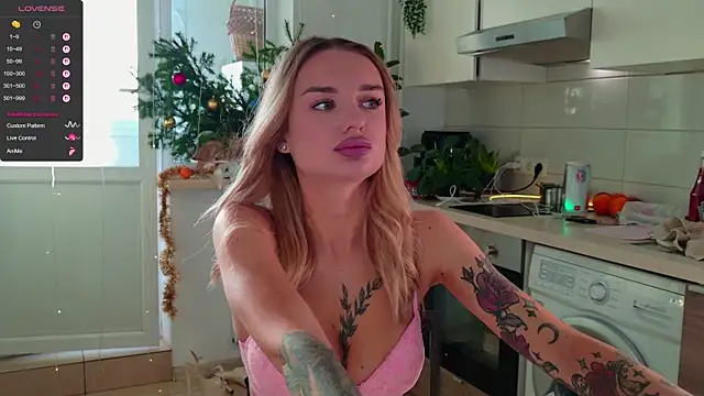 Snapshot of MissLovex chatting on 17, 1, 2026 MissLovex online show from 17, 1, 2026