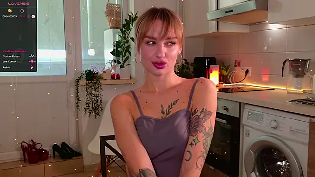 Snapshot of MissLovex chatting on 13, 2, 2026 MissLovex online show from 13, 2, 2026