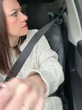 Snapshot of LadyLena1 chatting on 15, 1, 2026 LadyLena1 online show from 15, 1, 2026