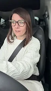 Snapshot of LadyLena1 chatting on 12, 4, 2026 LadyLena1 online show from 12, 4, 2026