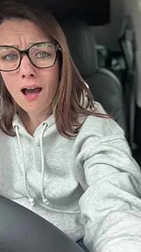 Snapshot of LadyLena1 chatting on 21, 4, 2026 LadyLena1 online show from 21, 4, 2026