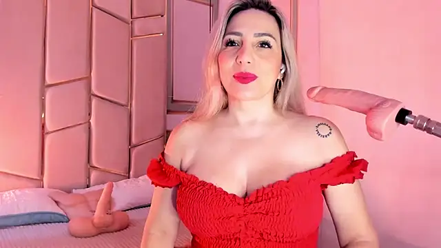 Snapshot of angel_vibes_ chatting on 28, 4, 2026 angel vibes online show from 28, 4, 2026