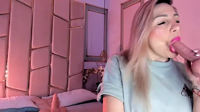 Snapshot of angel_vibes_ chatting on 29, 4, 2026 angel vibes online show from 29, 4, 2026