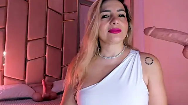Snapshot of angel_vibes_ chatting on 14, 5, 2026 angel vibes online show from 14, 5, 2026