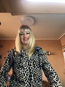Snapshot of AlinaGrosu chatting on 24, 2, 2025 AlinaGrosu online show from 24, 2, 2025