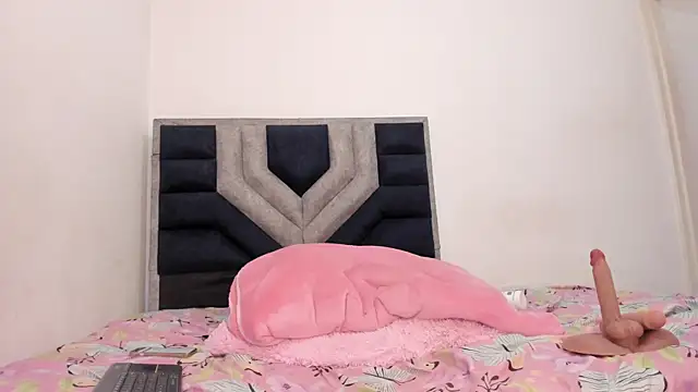 Snapshot of TiiffanyEvans1 chatting on 14, 2, 2026 TiiffanyEvans1 online show from 14, 2, 2026