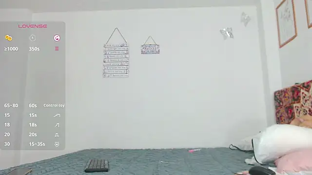 Snapshot of verocute7 chatting on 25, 10, 2025 verocute7 online show from 25, 10, 2025