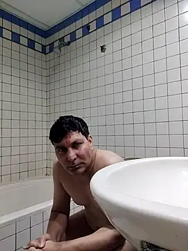 Snapshot of ZIMMY25 chatting on 9, 4, 2026 ZIMMY25 online show from 9, 4, 2026