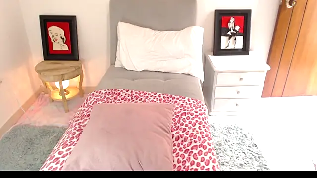 Snapshot of lilian_prada chatting on 3, 12, 2024 lilian prada online show from 3, 12, 2024