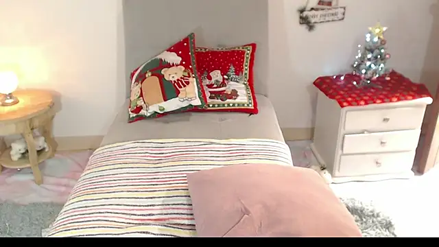 Snapshot of lilian_prada chatting on 20, 12, 2024 lilian prada online show from 20, 12, 2024