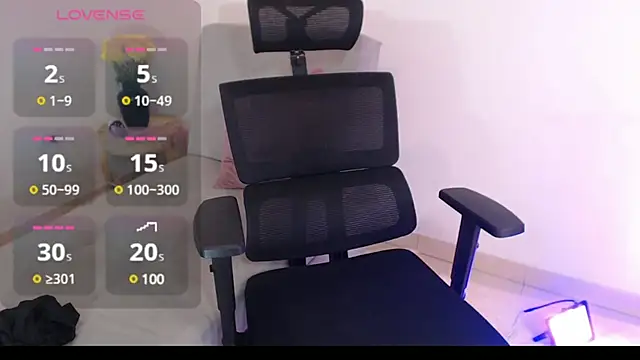 Snapshot of lilian_prada chatting on 21, 1, 2025 lilian prada online show from 21, 1, 2025