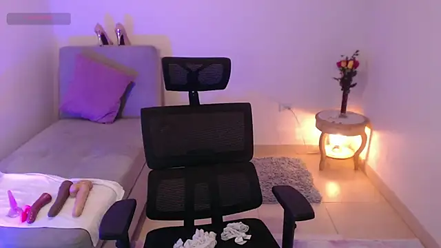 Snapshot of lilian_prada chatting on 26, 2, 2025 lilian prada online show from 26, 2, 2025