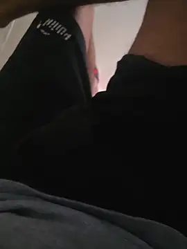 Snapshot of surfer_fun29 chatting on 18, 12, 2025 surfer fun29 online show from 18, 12, 2025