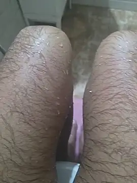 Snapshot of surfer_fun29 chatting on 19, 12, 2025 surfer fun29 online show from 19, 12, 2025