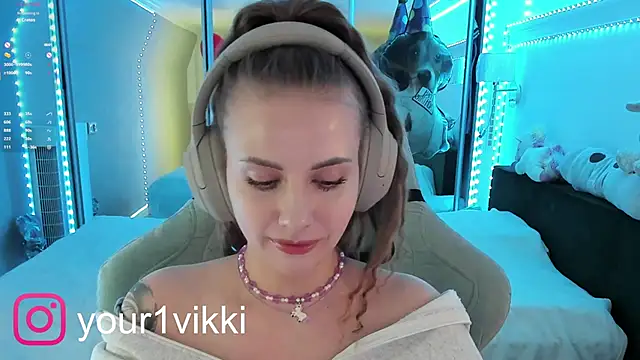 Snapshot of Vikki_Cheese chatting on 14, 2, 2025 Vikki Cheese online show from 14, 2, 2025