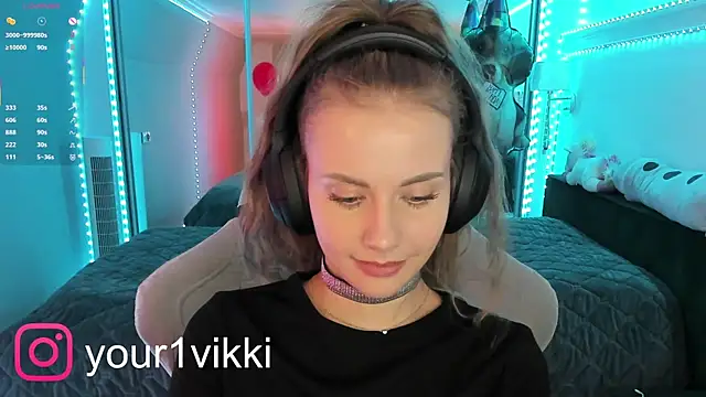 Snapshot of Vikki_Cheese chatting on 28, 2, 2025 Vikki Cheese online show from 28, 2, 2025