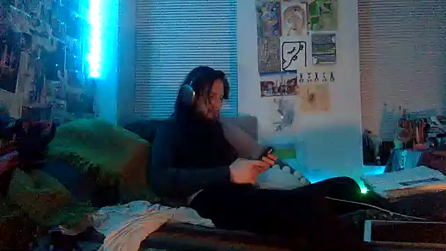 Snapshot of DownstairsSky chatting on 24, 12, 2024 DownstairsSky online show from 24, 12, 2024