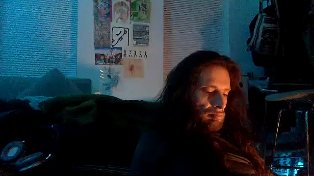 Snapshot of DownstairsSky chatting on 25, 12, 2024 DownstairsSky online show from 25, 12, 2024