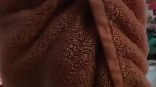 Snapshot of DownstairsSky chatting on 11, 1, 2025 DownstairsSky online show from 11, 1, 2025