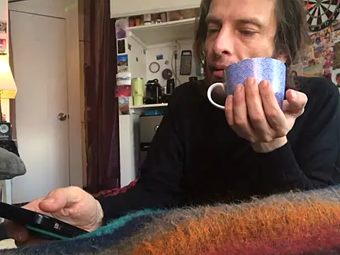 Snapshot of DownstairsSky chatting on 26, 1, 2025 DownstairsSky online show from 26, 1, 2025