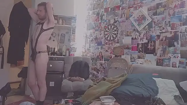 Snapshot of DownstairsSky chatting on 2, 3, 2025 DownstairsSky online show from 2, 3, 2025