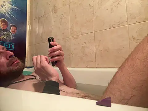 Snapshot of DownstairsSky chatting on 15, 9, 2025 DownstairsSky online show from 15, 9, 2025