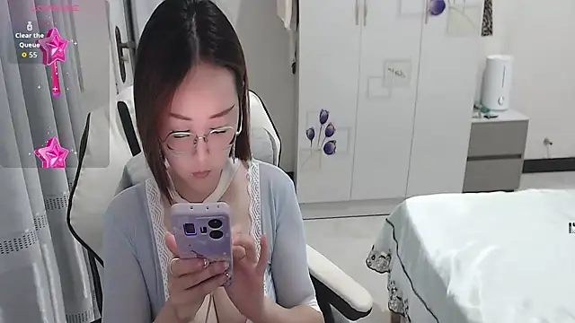 Snapshot of -orange_ chatting on 15, 7, 2026 -orange online show from 15, 7, 2026