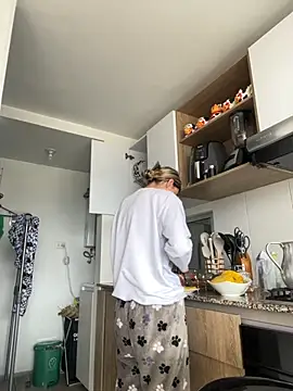 Ameellie online show from 11, 9, 2025