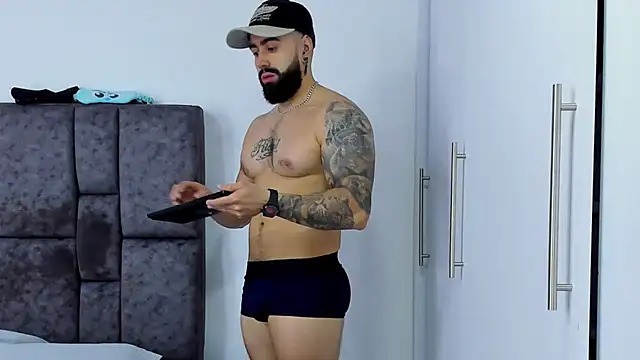 Zack Froone online show from 24, 2, 2025