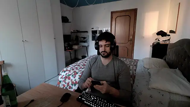 Alexox02 online show from 2, 1, 2025