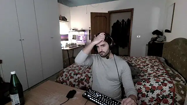 Alexox02 online show from 4, 1, 2025