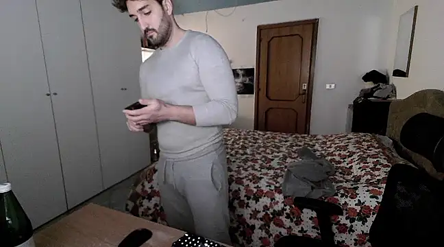 Alexox02 online show from 4, 1, 2025