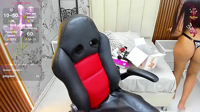 Snapshot of MILEY_JOAS2 chatting on 27, 11, 2025 MILEY JOAS2 online show from 27, 11, 2025